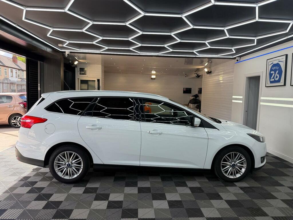Ford Focus Estate 1.5 Tdci Zetec Edition Euro 6 Ss 20 SJ17OUG White #5