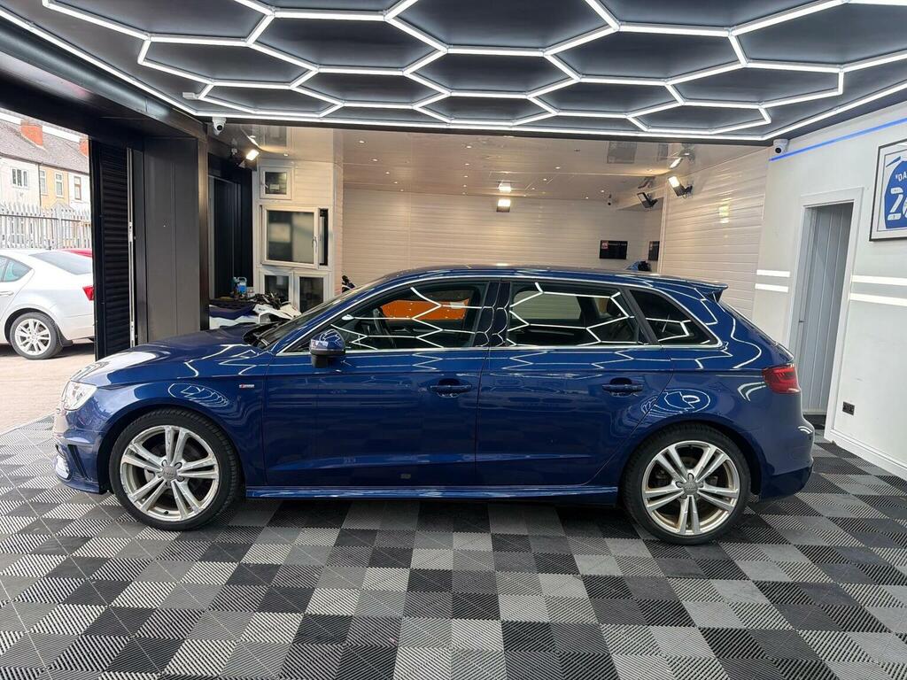 Audi A3 Hatchback 1.4 Tfsi Cod S Line Sportback S Tronic E SV65HOH Blue #5