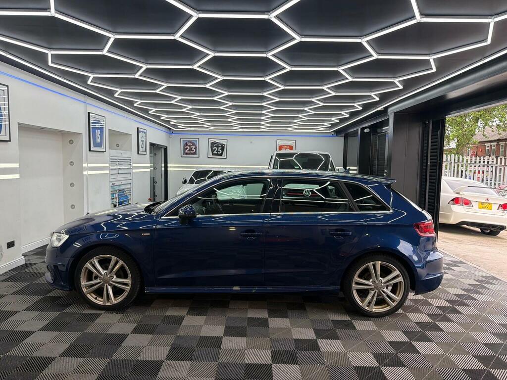 Audi A3 Hatchback 1.4 Tfsi Cod S Line Sportback S Tronic E SV65HOH Blue #6