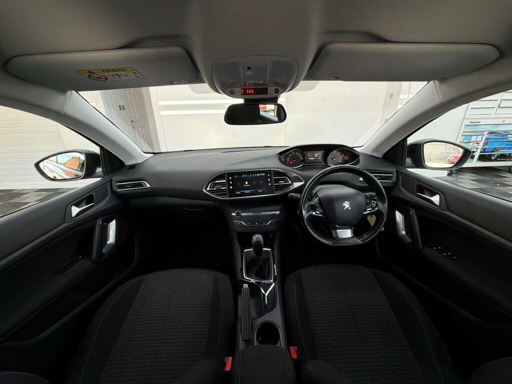 Peugeot 308 SW Active  #8