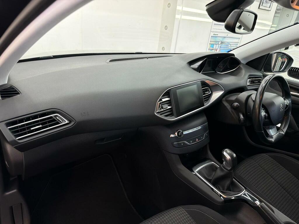 Peugeot 308 SW Active  #15