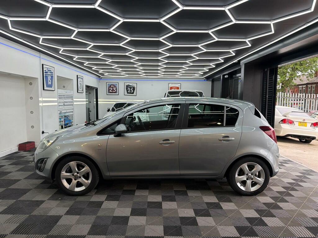 Vauxhall Corsa 1.2 16V Limited Edition Euro 5 White #6