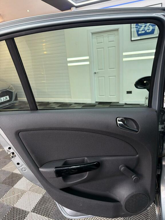 Vauxhall Corsa 1.2 Excite Ac 83 Bhp Silver #20
