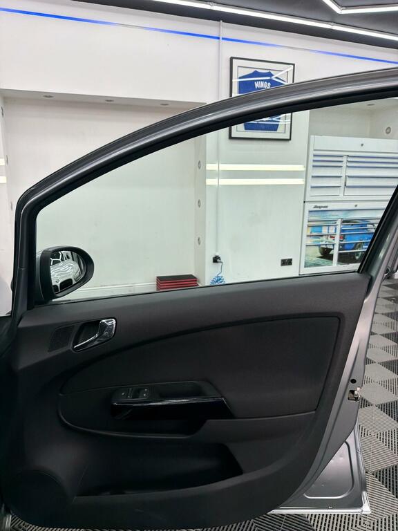 Vauxhall Corsa 1.2 Excite Ac 83 Bhp Silver #22