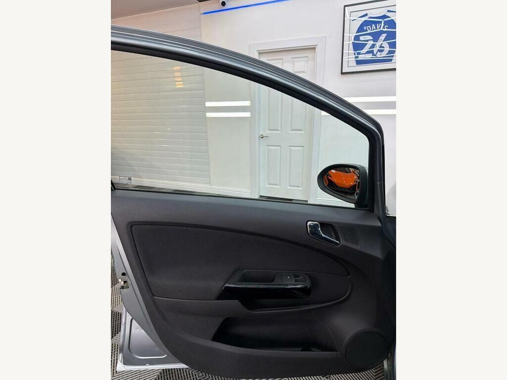 Vauxhall Corsa Corsa Limited Edition White #21