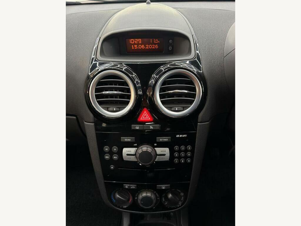 Vauxhall Corsa Corsa Limited Edition White #11