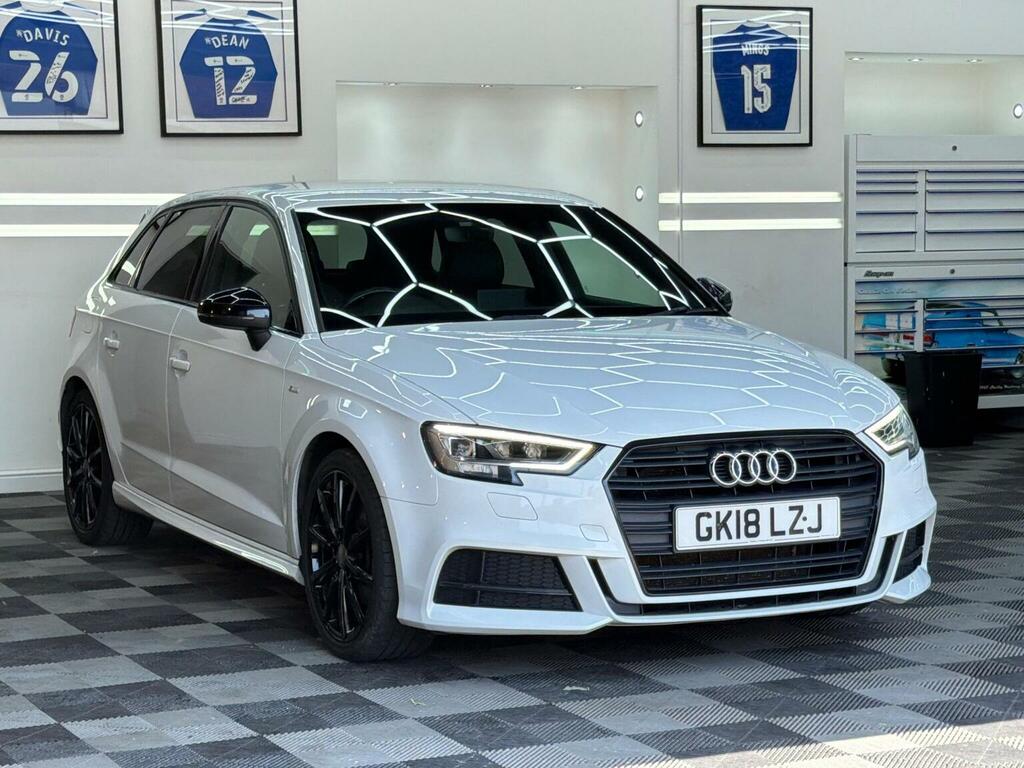 Audi A3 Hatchback 1.5 Tfsi Cod Black Edition Sportback S T White