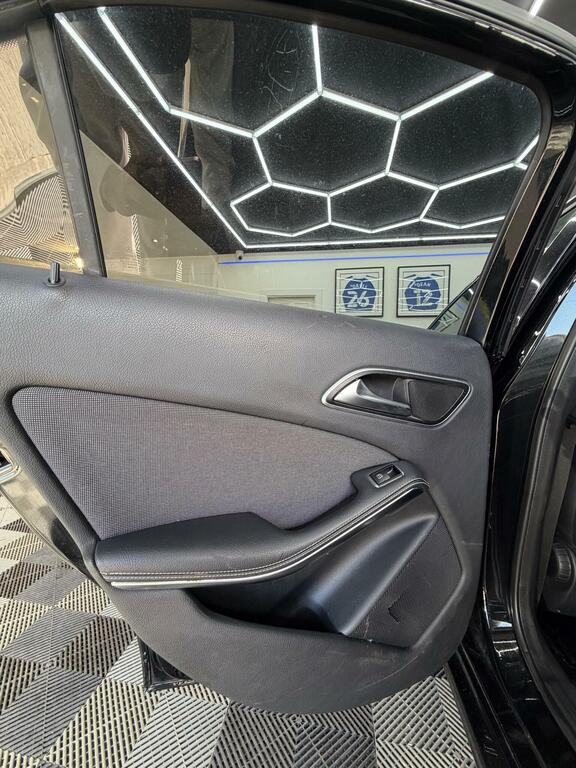 Mercedes-Benz A Class 1.8 A180 Cdi Se 7G-dct Black #15