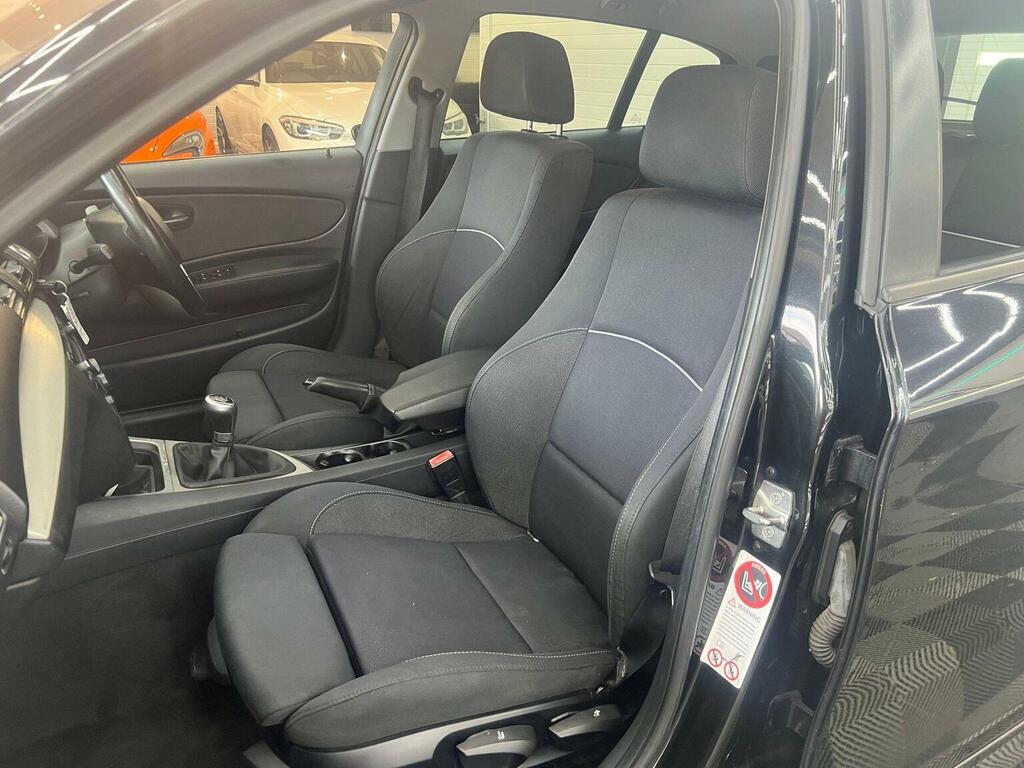 BMW 1 Series Hatchback 2.0 116D Se Euro 4 201060 Black #31