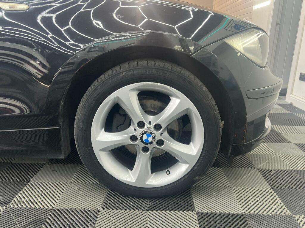BMW 1 Series Hatchback 2.0 116D Se Euro 4 201060 Black #24