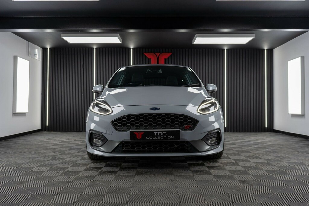 Ford Fiesta Hatchback VK19PVX Silver #5