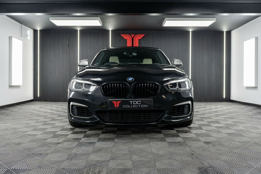 BMW 1 Series Hatchback B25DMM Black #5