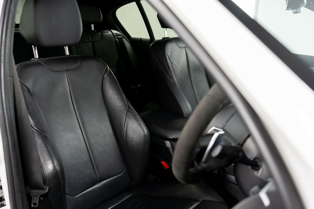 BMW 1 Series 1.5 Se Ss Blue #34