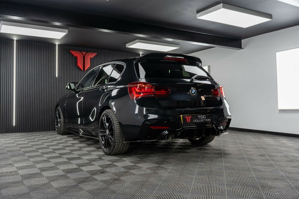 BMW 1 Series Shadow Edition Black #35