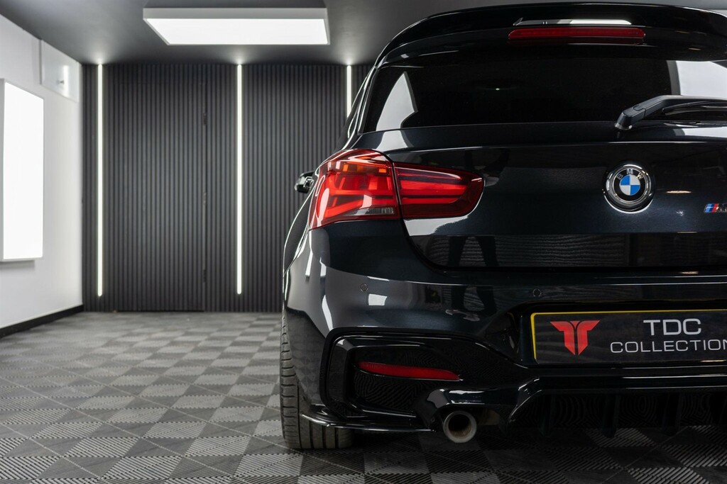 BMW 1 Series Shadow Edition Black #34