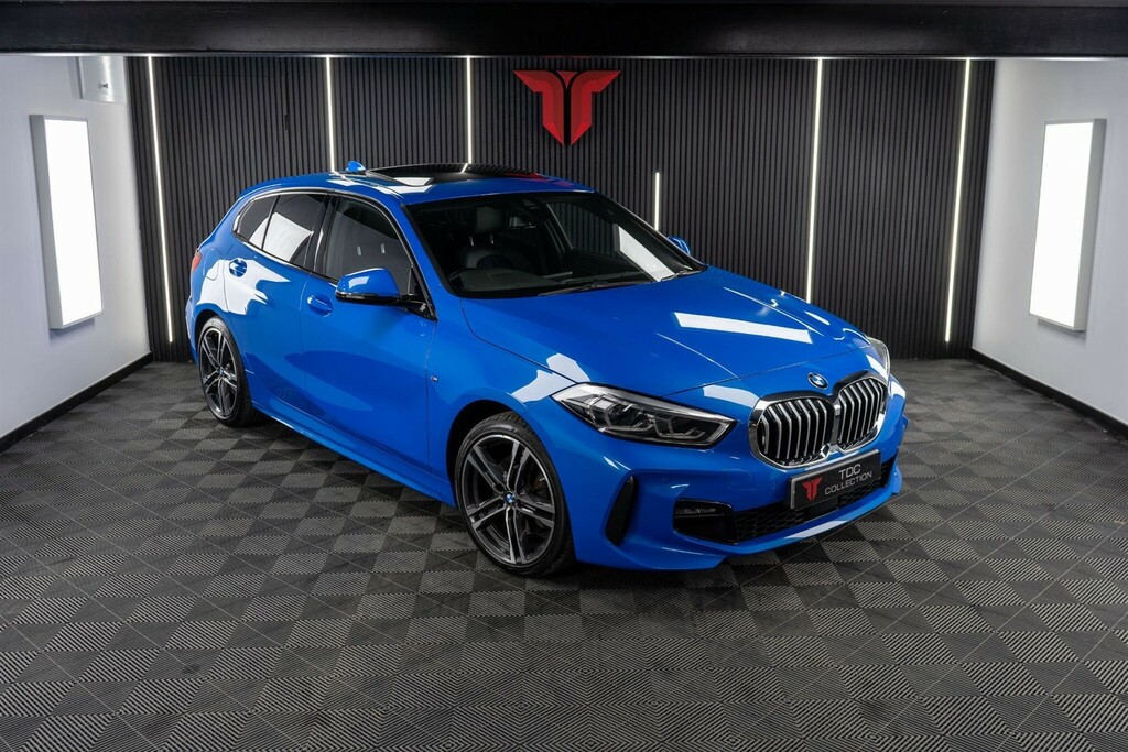 BMW 1 Series Hatchback Blue