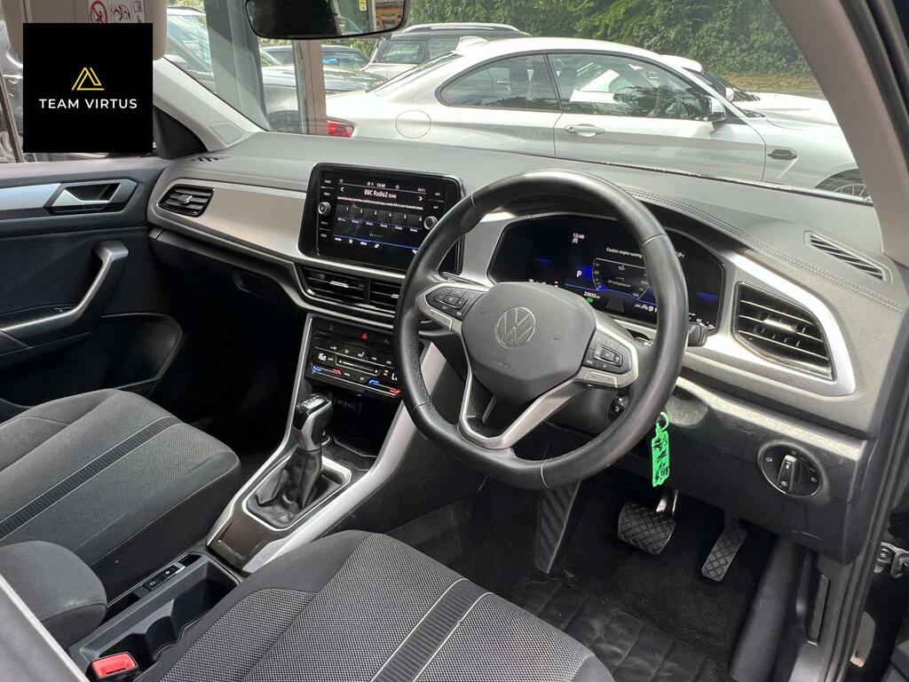 Volkswagen T-Roc Life Black #2