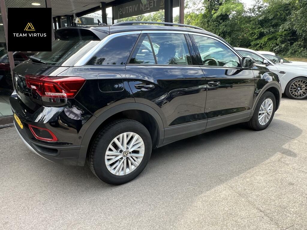 Volkswagen T-Roc Life Black #5