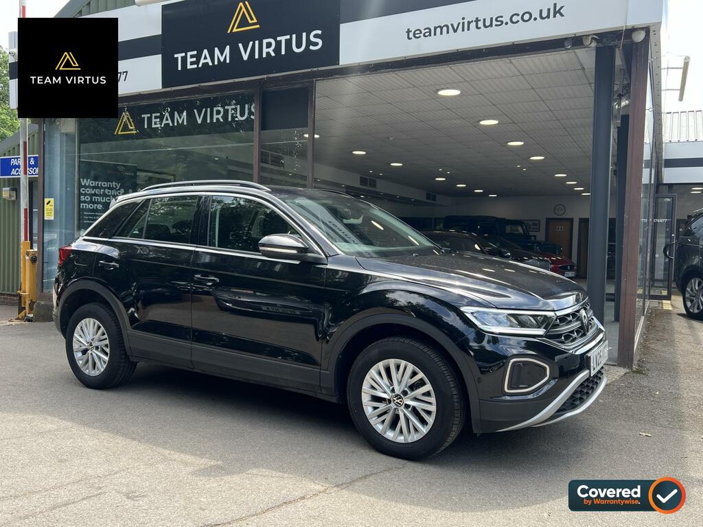Volkswagen T-Roc Life Black