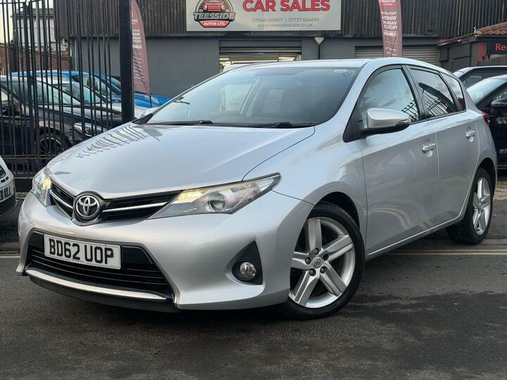 Toyota Auris 1.6 V-matic Sport Euro 5 Silver #4
