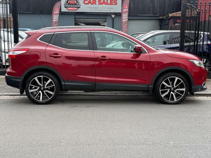 Nissan Qashqai 1.2 Dig-t Tekna 2Wd Euro 6 Ss BX65VBB Red #2