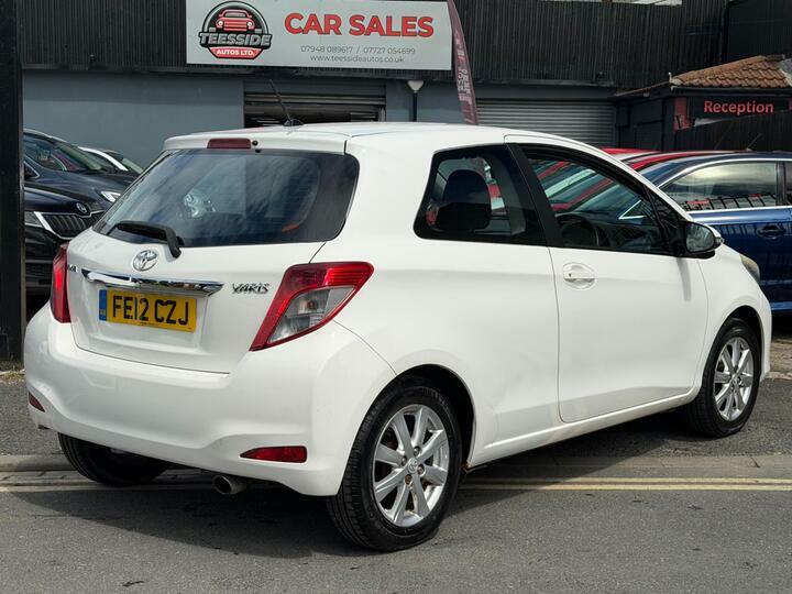 Toyota Yaris 1.33 Dual Vvt-i Tr Euro 5 FE12CZJ White #5