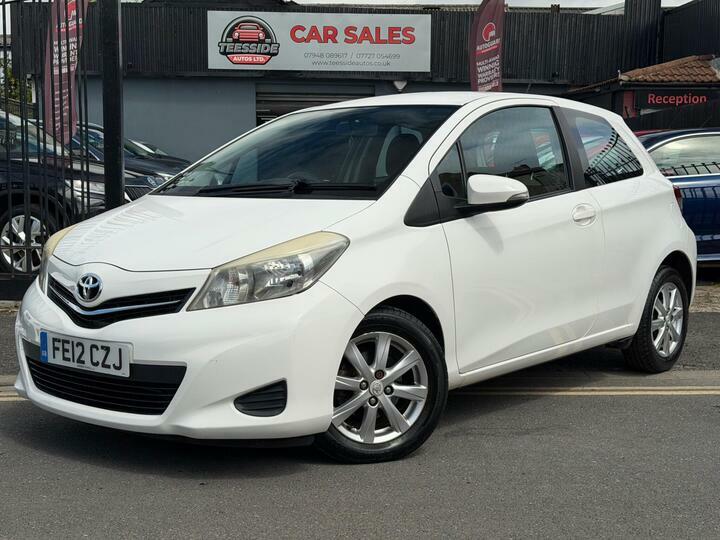 Toyota Yaris 1.33 Dual Vvt-i Tr Euro 5 FE12CZJ White #4