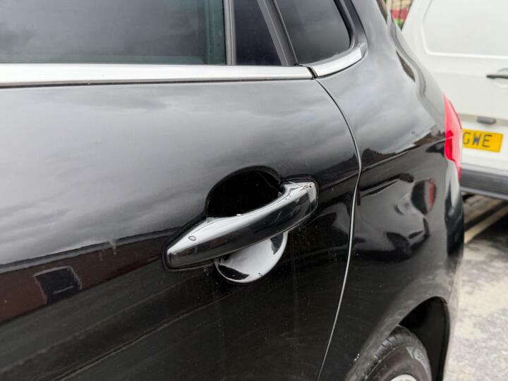 Citroen C4 C4 Selection White #38