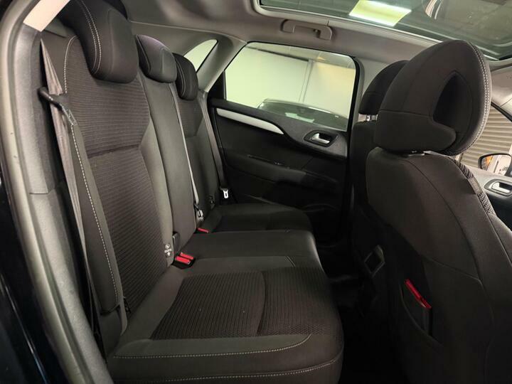 Citroen C4 C4 Selection White #18