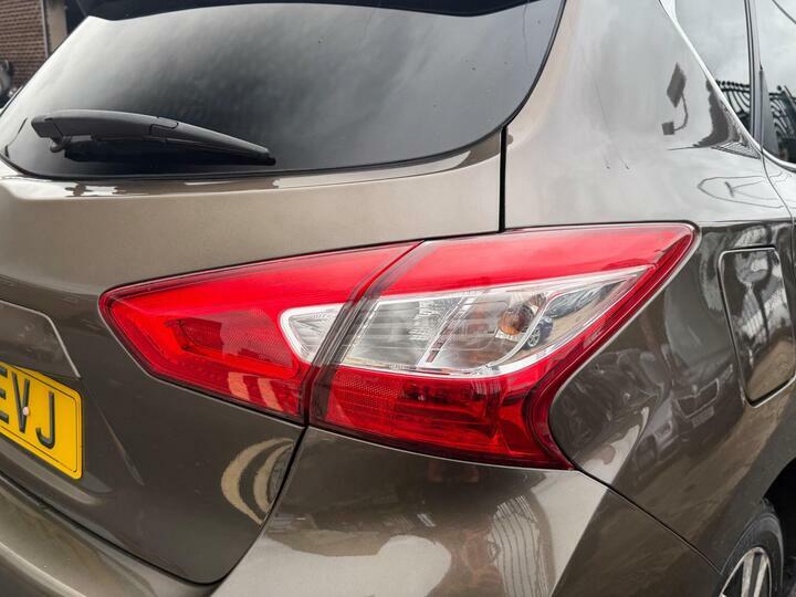 Nissan Pulsar Hatchback Acenta Blue #19