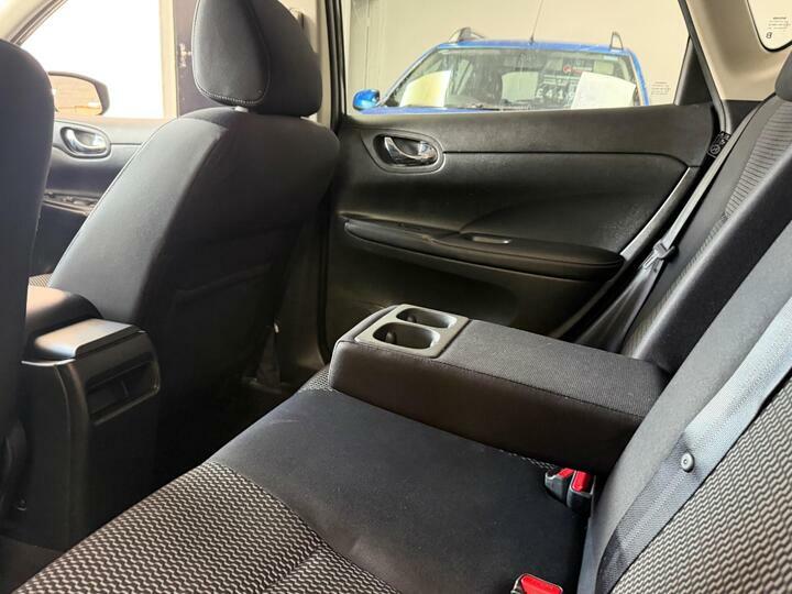 Nissan Pulsar Hatchback Acenta Blue #35