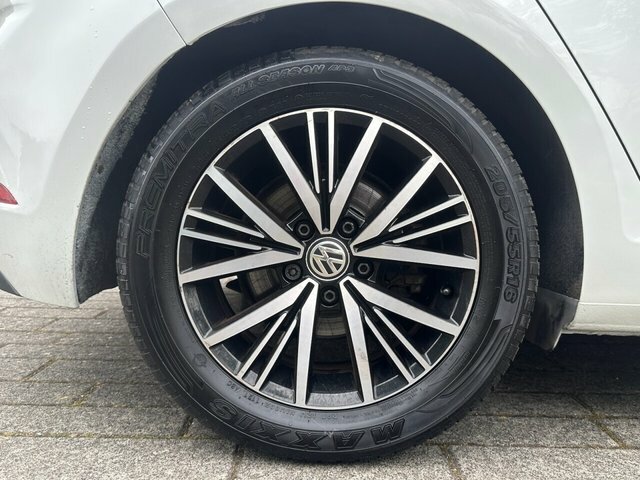 Volkswagen Golf Tsi Evo Se Nav WP68EWL White #3