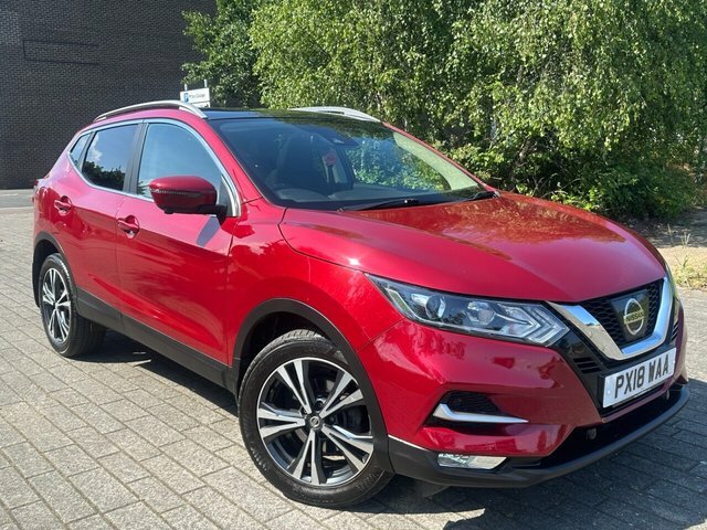 Nissan Qashqai Dig-t N-connecta Suv Red