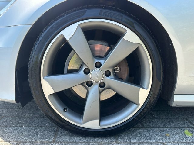 Audi A6 Saloon Tdi Ultra Black Edition Black #4
