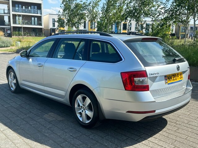 Skoda Octavia Tdi Se Technology Estate Silver #5