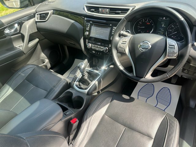 Nissan Qashqai Dig-t Tekna Suv Black #2