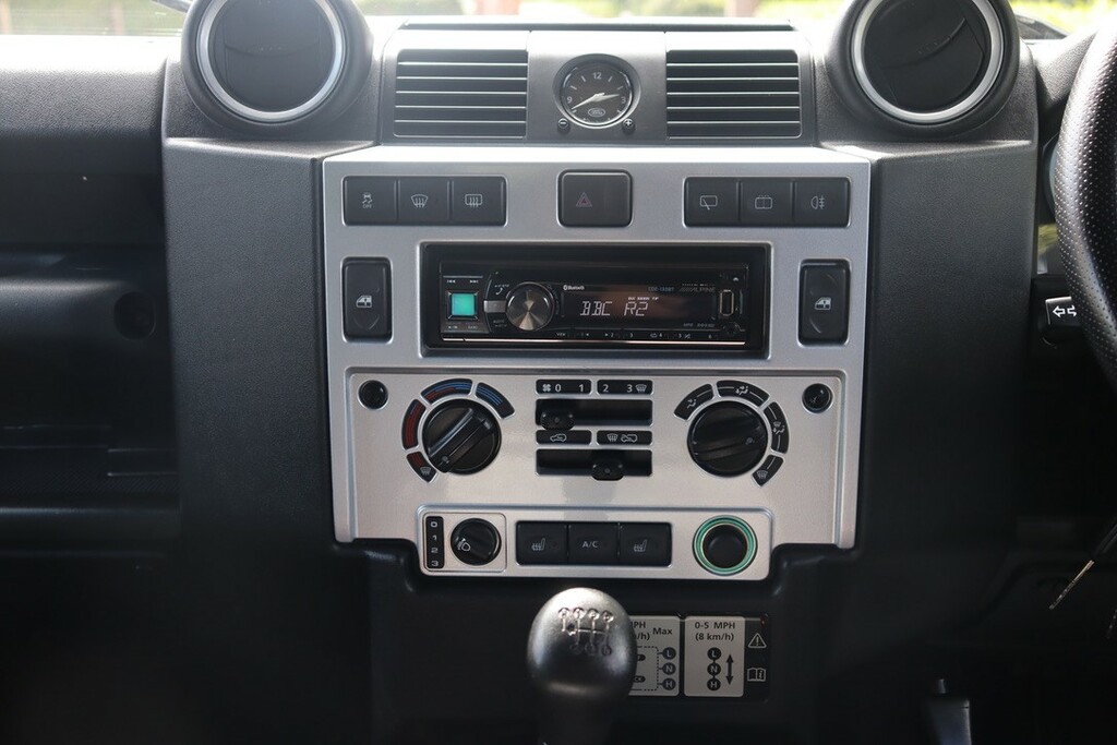 Land Rover Defender 110 110 High Capacity Green #22