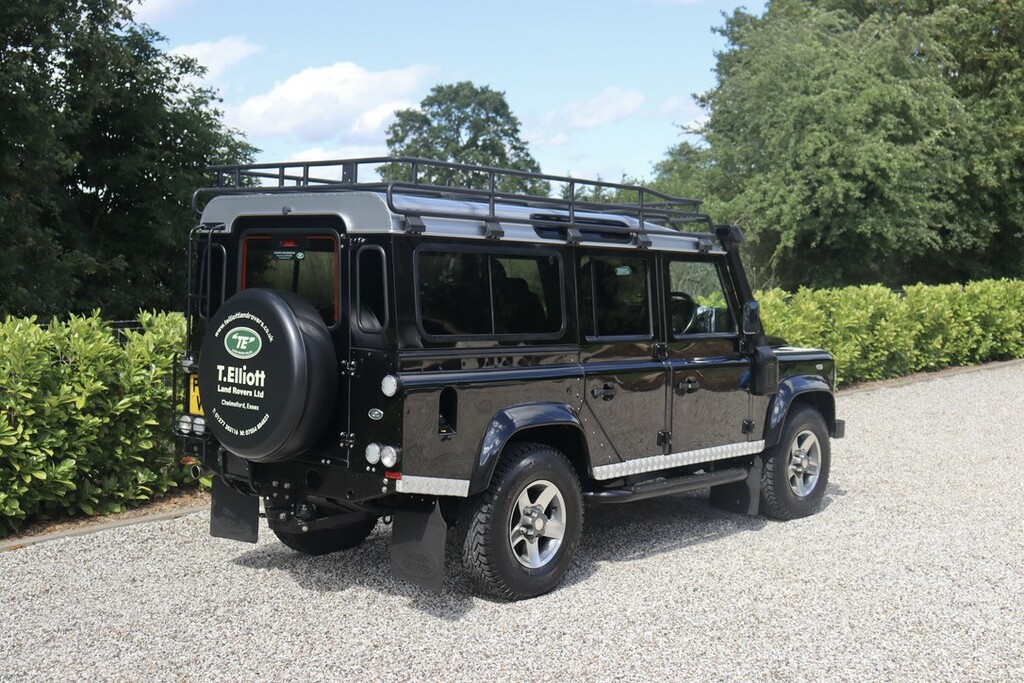 Land Rover Defender 110 110 High Capacity Green #10