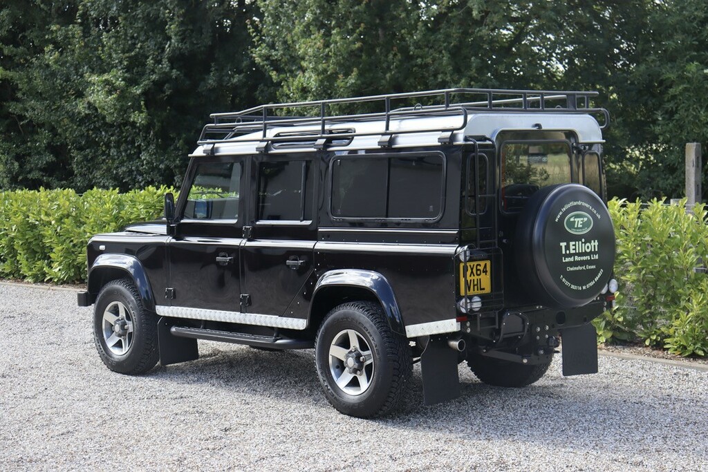 Land Rover Defender 110 110 High Capacity Green #18