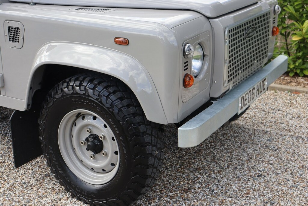 Land Rover Defender 110 Suv Black #18