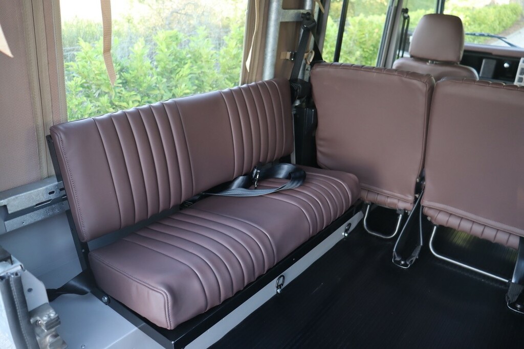 Land Rover Defender 110 Suv Black #29