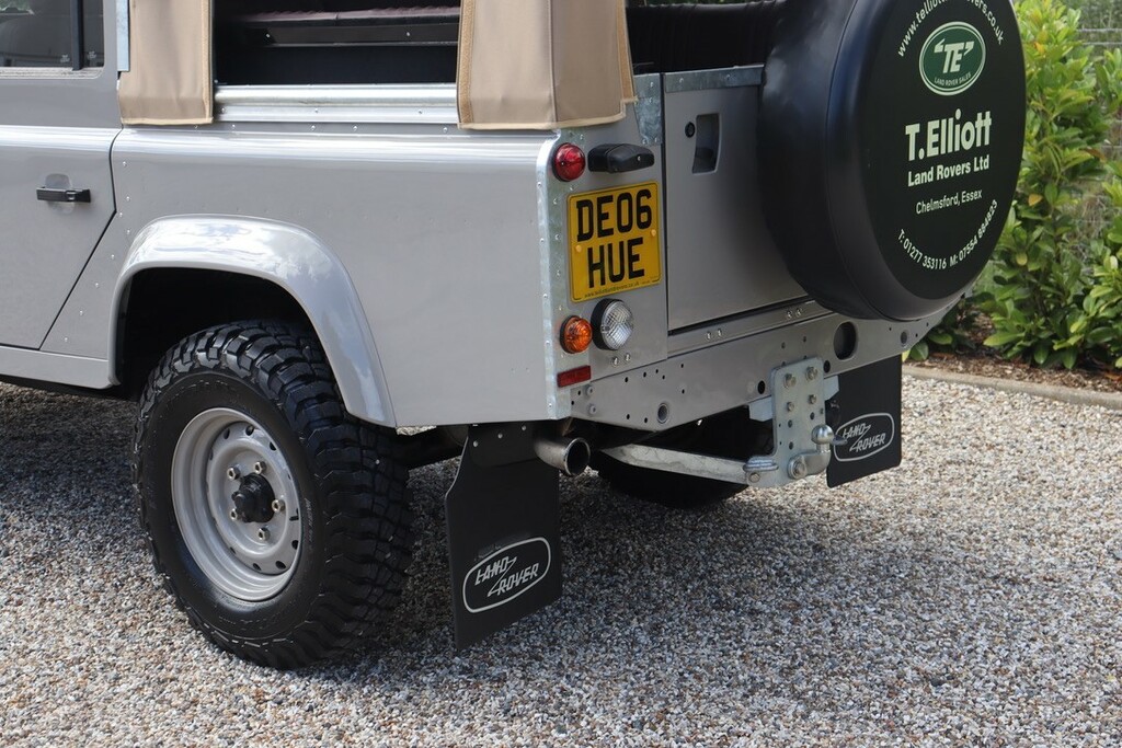 Land Rover Defender 110 Suv Black #22