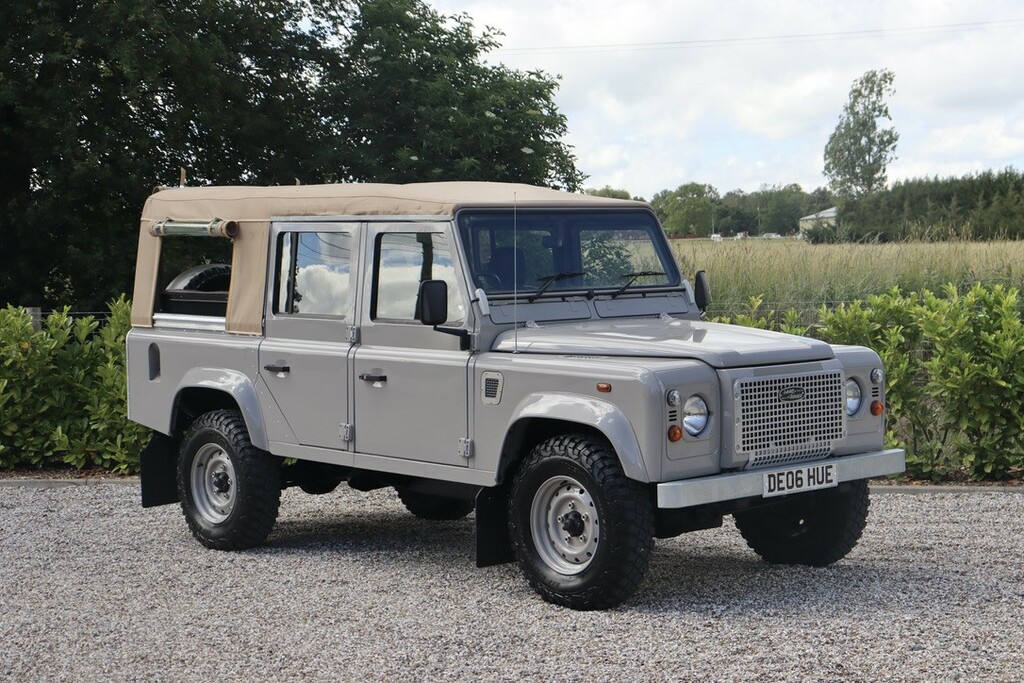 Land Rover Defender 110 Suv Black #20