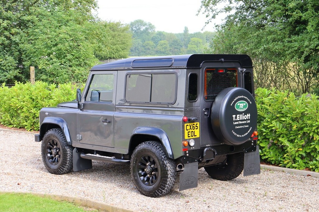 Land Rover Defender 90 90 Xs Black #25
