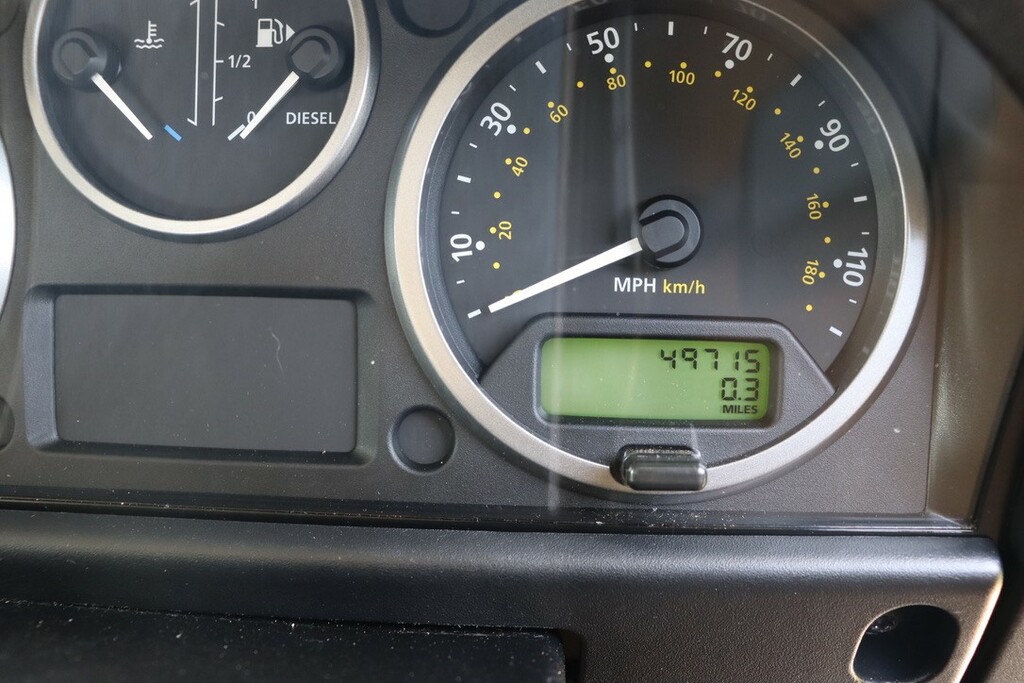 Land Rover Defender 90 Defender 90 Hard Top Td Green #24