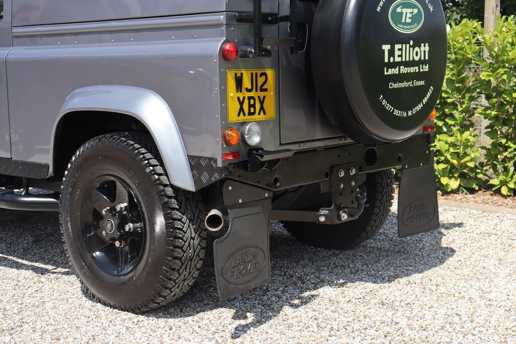Land Rover Defender 90 Defender 90 Hard Top Td Green #19