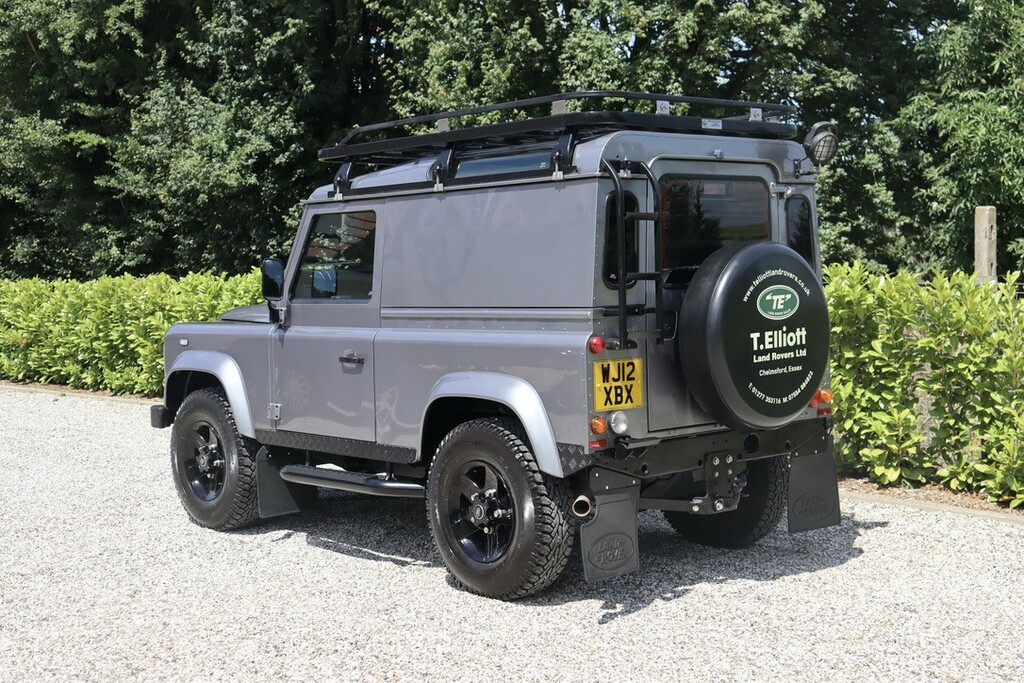 Land Rover Defender 90 Defender 90 Hard Top Td Green #17