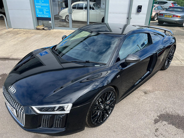 Audi R8 5.2 Fsi V10 Plus S Tronic Quattro Euro 6 Ss Black #5