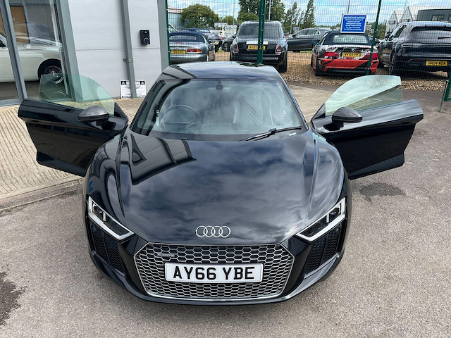 Audi R8 5.2L V10 Plus Quattro 602 Bhp Black #17
