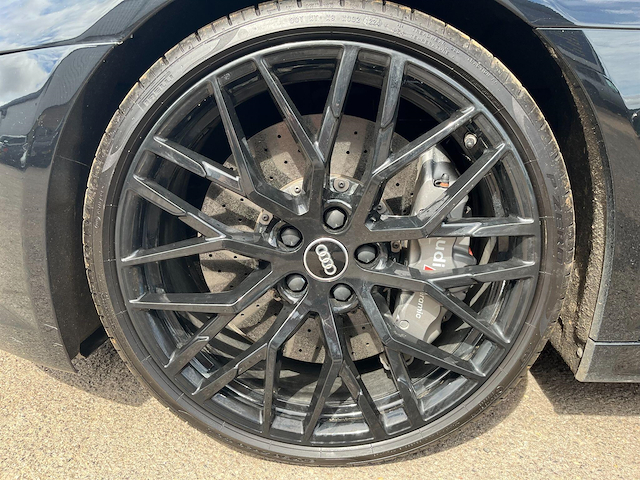 Audi R8 5.2L V10 Plus Quattro 602 Bhp Black #11